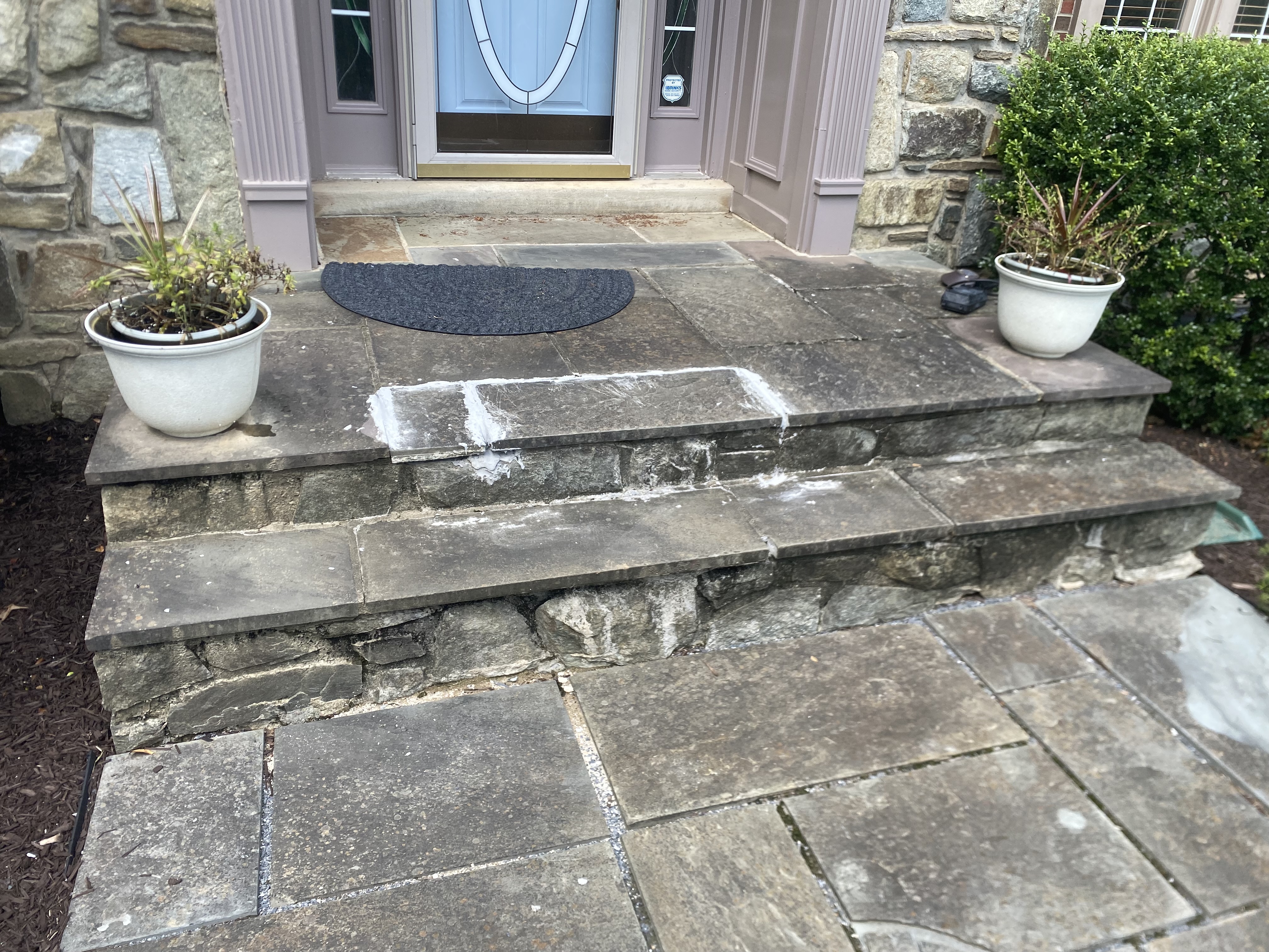 Rockville front entrance cleaning 